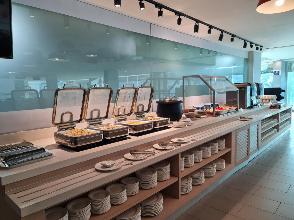 Holiday Inn Express & Suites Johor Bahru By Ihg Dış mekan fotoğraf