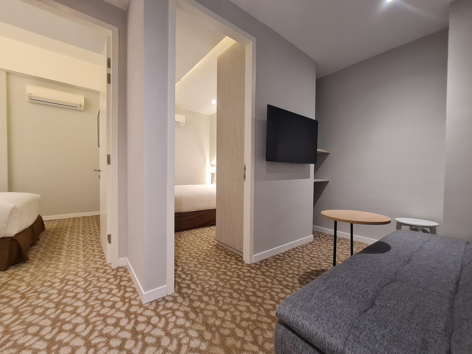 Holiday Inn Express & Suites Johor Bahru By Ihg Dış mekan fotoğraf