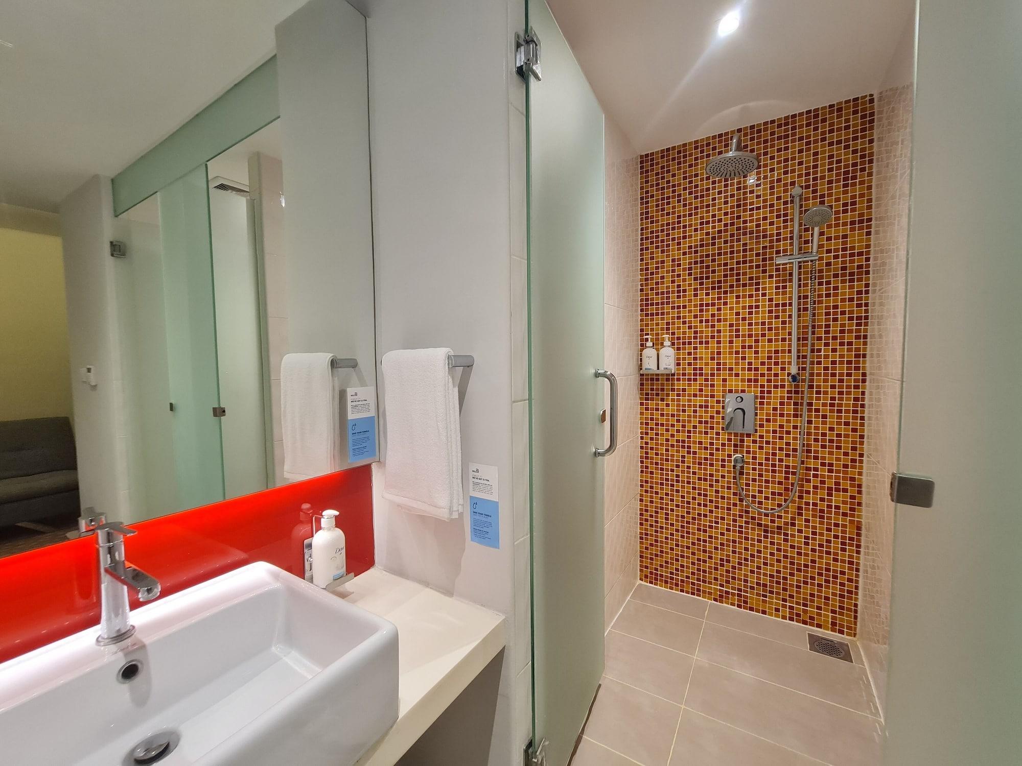 Holiday Inn Express & Suites Johor Bahru By Ihg Dış mekan fotoğraf
