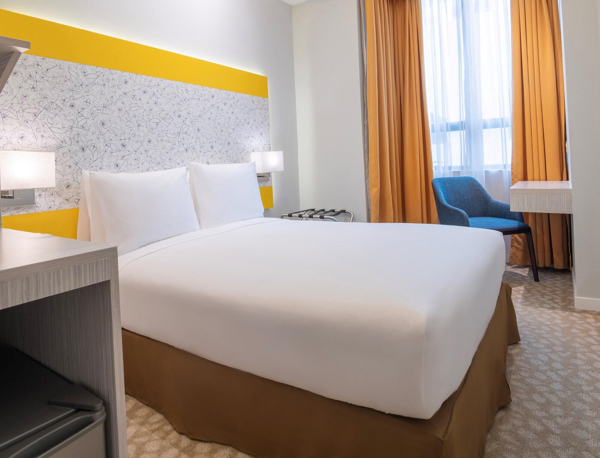Holiday Inn Express & Suites Johor Bahru By Ihg Dış mekan fotoğraf