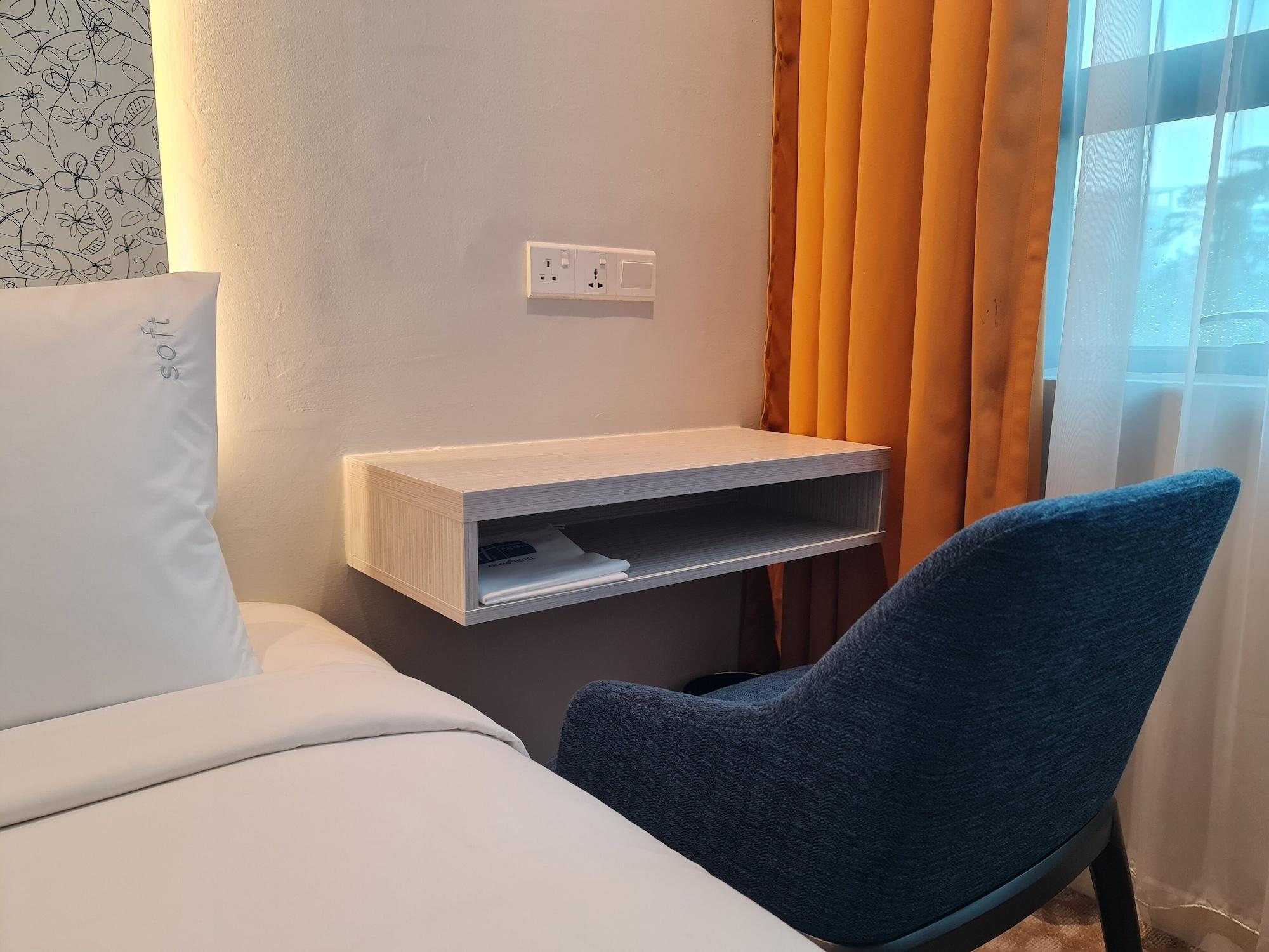 Holiday Inn Express & Suites Johor Bahru By Ihg Dış mekan fotoğraf
